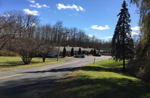 Mahopac Hotel | Budget Motor Inn- Mahopac