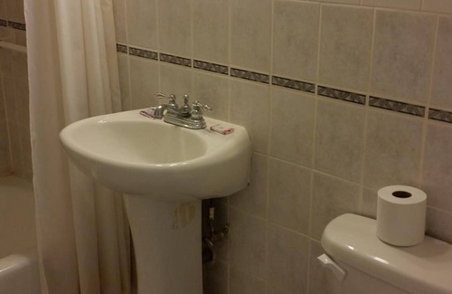 Stony Point Hotel | Budget Motor Inn - Stony Point