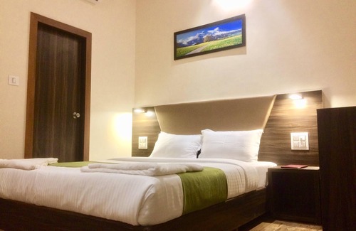 J B Nagar Hotel | Budget Room Close to Mumbai Airport