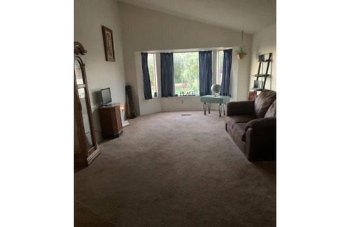 Northeast Reno Bed & Breakfast | Budget Room