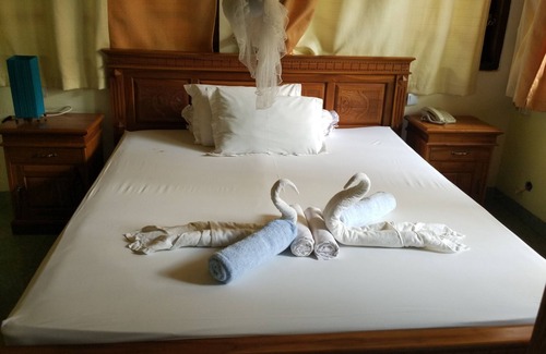 Maumere Bed & Breakfast | Budi Sun Resort