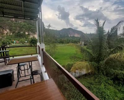Padang House | Budin guesthouse