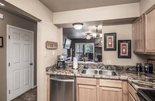 Ruidoso House | Buena Vista! 2 bed/2.5 bath. View of Sierra Blanca