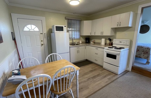 Regional District of Nanaimo Hotel | Buena Vista by the Sea