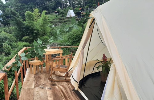 Juayua RV Rental | Buena Vista Gardens Juayua