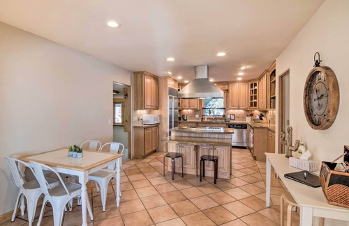 Buena Vista House | Buena Vista Oasis w/Mtn Views, 3 Mi to Dtwn!