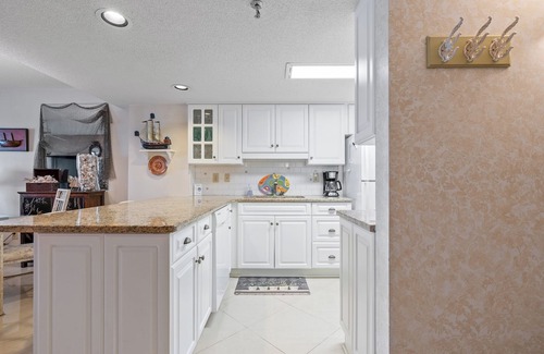 North Myrtle Beach Condo | Buena Vista 704 - Oceanfront 2/2
