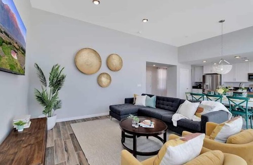 Desert Hot Springs House | Bueno Onda Panoramic Mountain Views