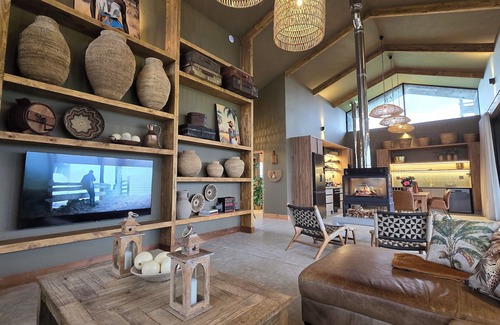 George Cabin | Buff & Fellow Eco Cabins