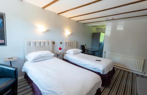 Halland Hotel | Buffalo Bill's