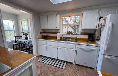 Medicine Park House | Buffalo House - Free Boat/Trailer parking