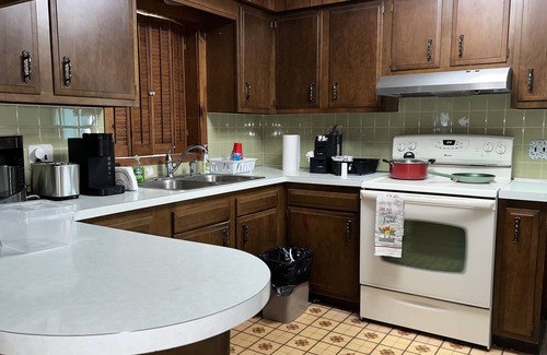 Williamsville House | Buffalo Niagara Falls Airport Best Area