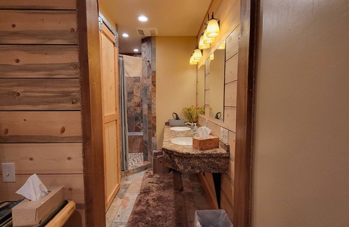 Buena Vista Bed & Breakfast | Buffalo Peaks B&B
