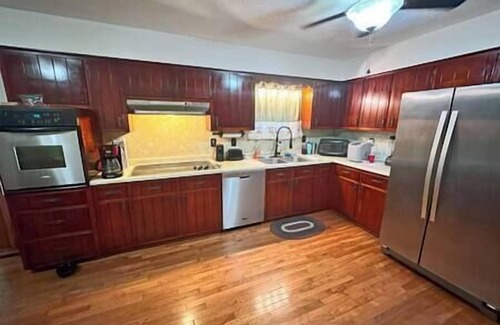 Williamson House | Buffalo Playhouse w/game room. Easy trail access, Direct Trail Access