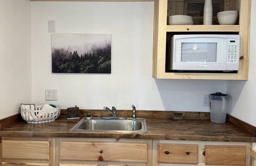 Bruno Cabin | Buffalo River RV Park & Campground Cabin 2