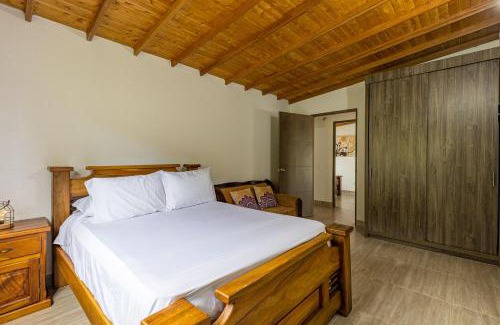 Medellin Ski Chalet | Buho Cabaña Santa Elena