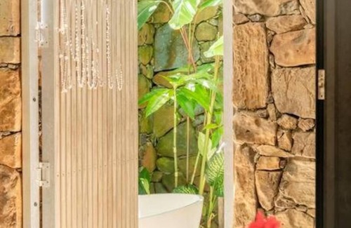 Byron Bay Apartment | Buhwi Bira – Boutique Garden Studio in Central Byron Bay for Couples & Solos