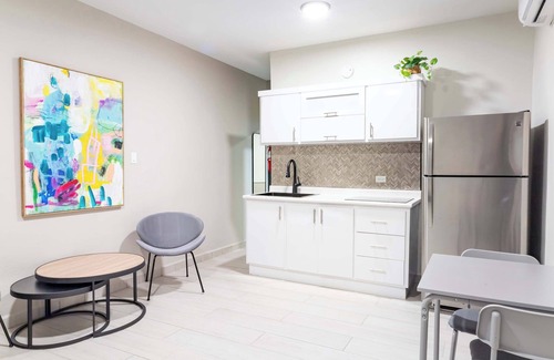 Dorado Pueblo Apartment | Building # 2 Fully Renovated 5 apartments Beachfront Family three floors buildin