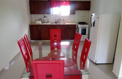Los Melones Hotel | Building of 5 apartments of 1 and 2 bedrooms in a very good and quiet area