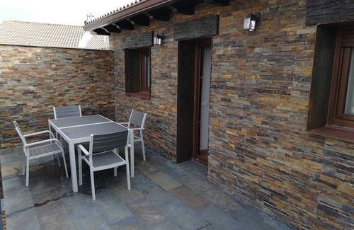 Buitrago del Lozoya Apartment | Buitrago Old Bridge ENCINA HOUSE