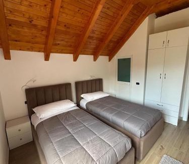 Shale Bed & Breakfast | Bujtina OKOLI