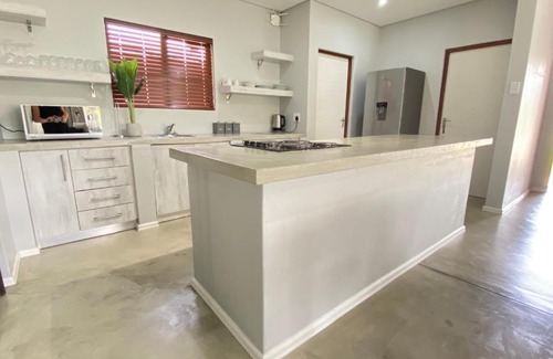 Hazyview House | Bukiwe Prestige Villas - Luxury Self-catering