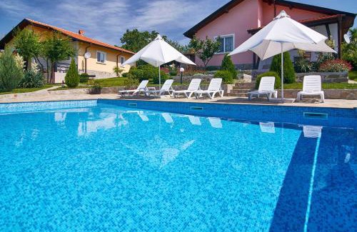 Bryastovets Villa | BulgariaVilla - Royal Villas