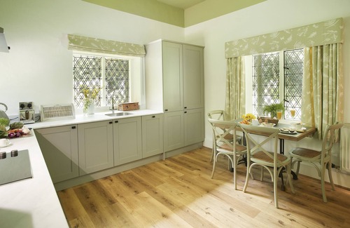 Eaton Mascott Cottage | Bull Hollow Cottage - sleeps 2 guests
