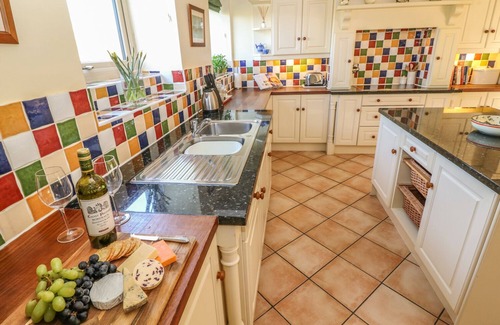 Millhouse Green Cottage | BULLACE BARN, pet friendly, with a garden in Millhouse Green