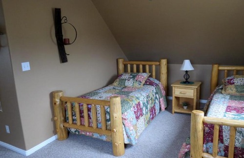 Tropic Bed & Breakfast | Bullberry inn Bed & Breakfast