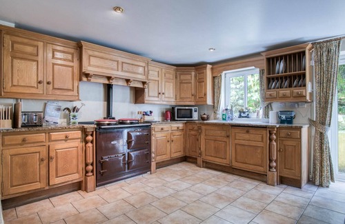 Oxwich House | Bullcroft - 6 Bedroom House - Oxwich
