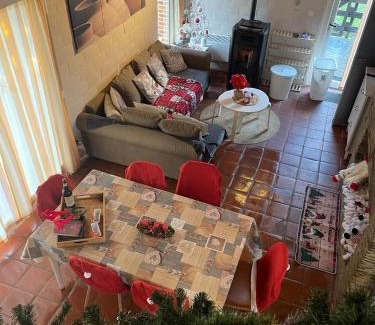 Hastiere Ski Chalet | Bulle ivoire