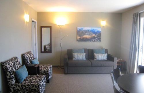 Westport Hotel | Buller Court on Palmerston