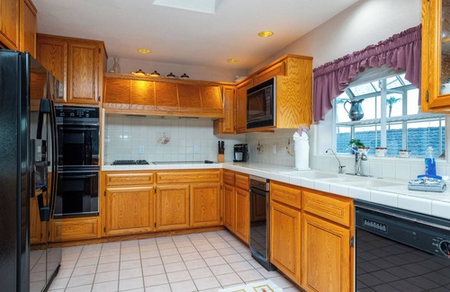 Holiday Shores House | Bullhead City Riverfront Home with Dock!