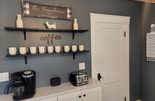 North Berwick House | Bullseye modern farm house 15 minutes to Ogunquit.n