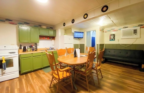 Protem Resort | BullShoalsLakeBlueWatersResortCabin2