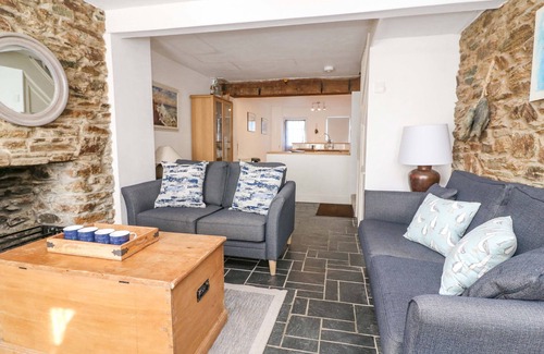 Salcombe Cottage | Bumblebee Cottage