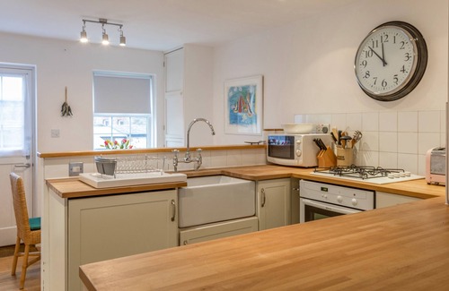 Salcombe Cottage | Bumblebee Cottage