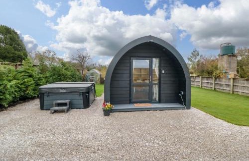 Malton House | Bumblebee Glamping Pod