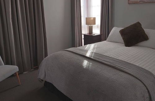 South Bunbury House | Bunbury - Health Workers/contractors/relocations/holiday - Long, Mid, Short Stay