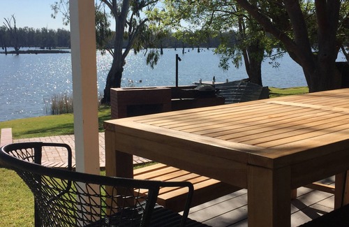 Bundalong House | Bundalong Waterfront Holiday