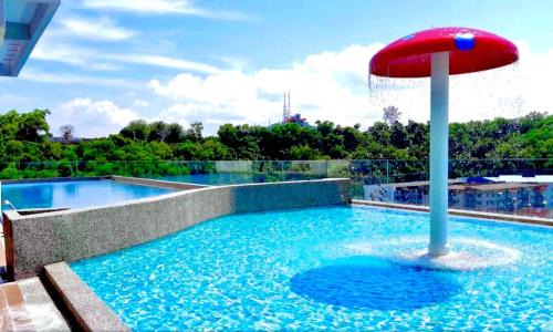 Batu Buruk Apartment | Bunga Homestay Sea View