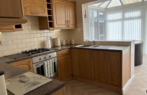 Ingoldmells House | Bungalow-2Bed-1Bath-PetFriendly-Parking