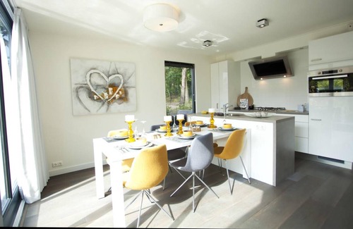 Nijkerk House | Bungalow ∙ 4 bedrooms ∙ 8 guests