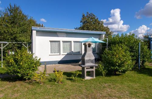 Barth House | Bungalow am Waldrand