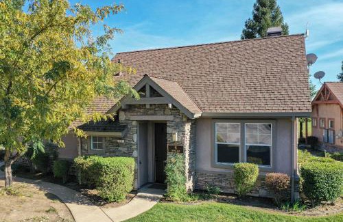 Saddle Creek House | Bungalow at Copper Valley Golf Course