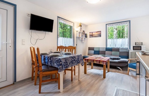 Bakenberg House | Bungalow 'Bungalow Bark Sedov, Bgl 3' with Private Terrace and Wi-Fi