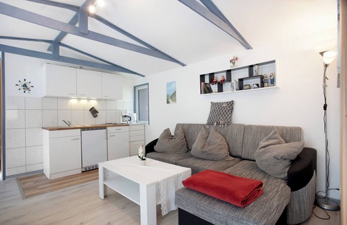 Bakenberg House | Bungalow 'Bungalow Netzboden, Bgl 28' with Private Terrace and Wi-Fi