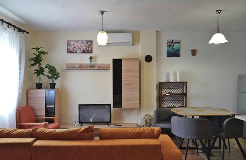 Petrovija House | Bungalow Bungalow with large garden