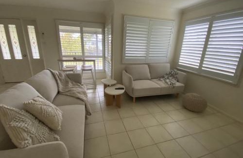 Shoalhaven Heads House | Bungalow by the River